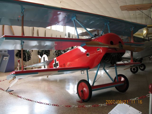 — — - Fokker Dr.I reproduction at Museo de Aviacion de Cuatro Vientos, Madrid, Spain