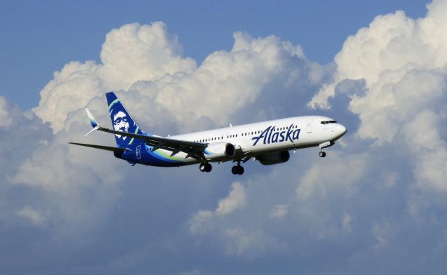 Boeing 737-700 (N236AK) - Brand new aircraft. Just delivered to Alaska Air April 28, 2016. 