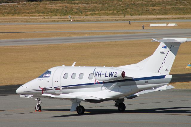 Embraer Phenom 100 (VH-LWZ)