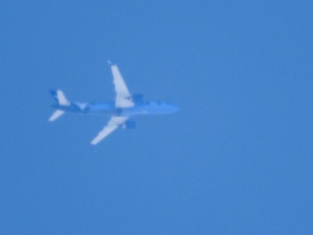 Airbus A220-300 (N215BZ) - MXY704br /ORF-SANbr /01/06/2025