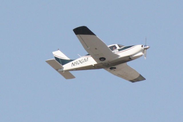 Piper Cherokee (N92GM) - N92GM departs Runway 14 at Sarasota-Bradenton International Airport