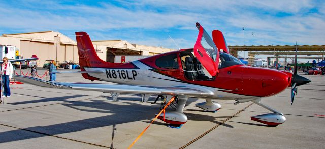 Cirrus SR-22 (N816LP) - N816LP Cirrus SR22T-GTS G5 Carbon s/n 5030 -Aviation Nation 2022br /Nellis AFB (LSV / KLSV)br /USA - Nevada, November 5, 2022br /Photo: TDelCoro 