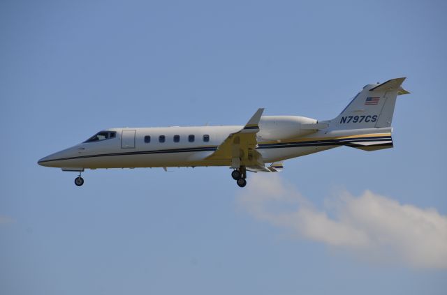 Learjet 55 (N797CS)