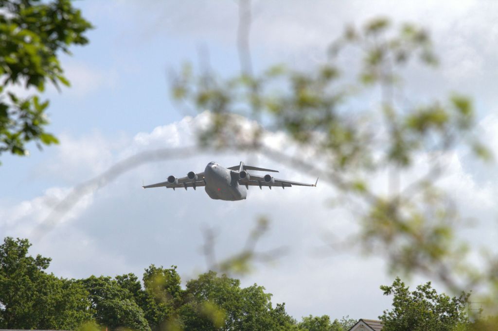 Boeing Globemaster III (AWEF) - the last c17 leaving egaa after g8 meeting