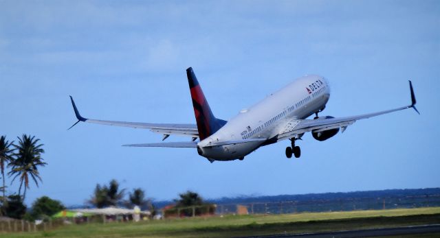 Boeing 737-900 (N837DN)