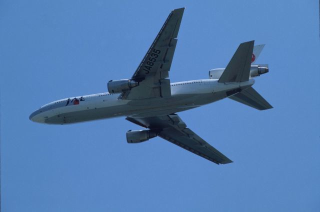 McDonnell Douglas DC-10 (JA8535) - Final Approach to Narita Intl Airport Rwy34 on 1991/05/04