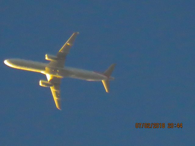 Airbus A321 (N538UW)