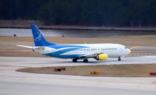 BOEING 737-400 (N808TJ)