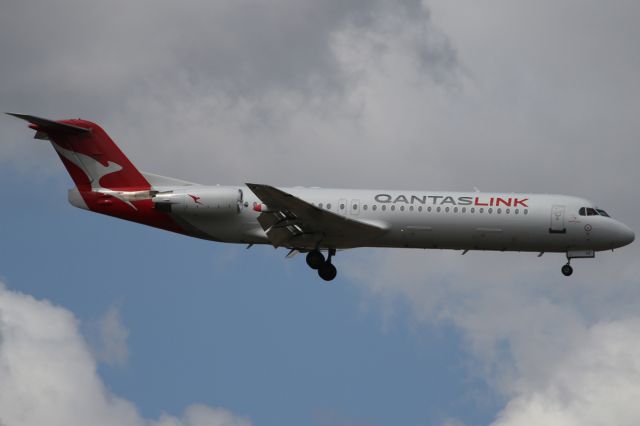 Fokker 100 (VH-NHF) - Kalamunda Road,br /on 16 March 2020