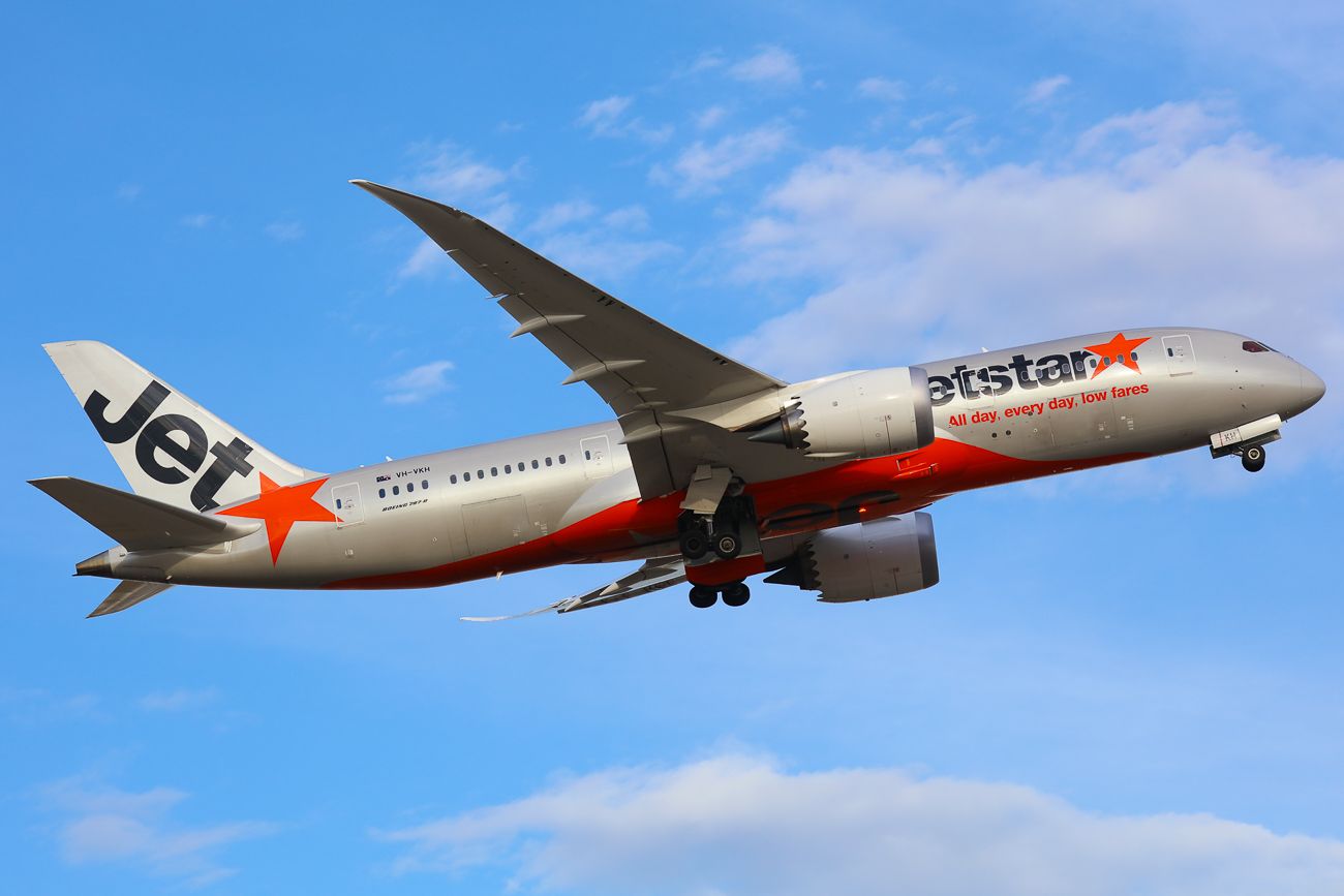 Boeing 787-8 (VH-VKH)
