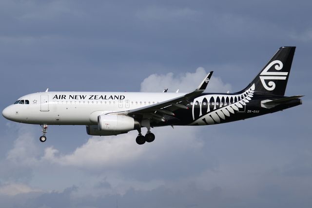 Airbus A320 (ZK-OXE) - 18 SEP 2016