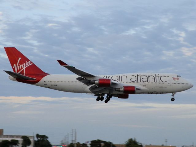 Boeing 747-400 (G-VBIG)