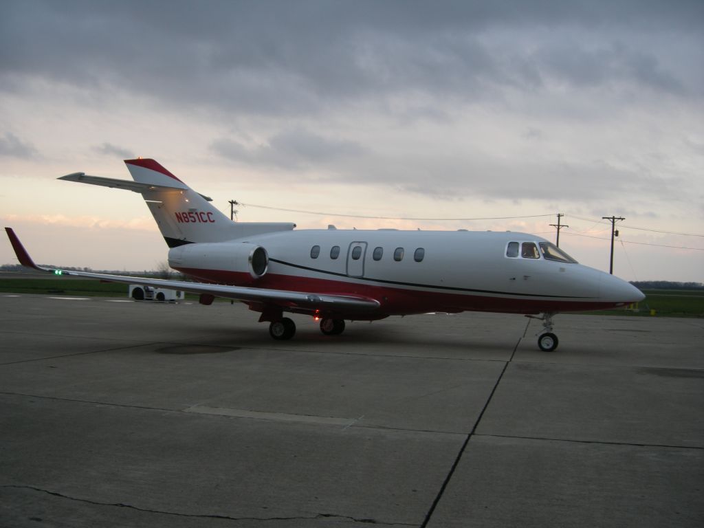 Hawker 800 (N851CC)