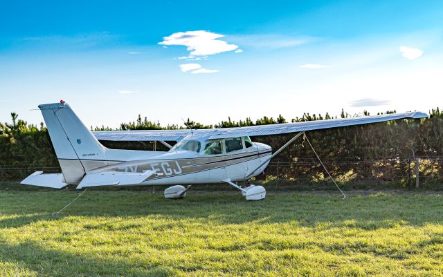 Cessna Skyhawk (ZK-FGJ) - Darfield, NZ.
