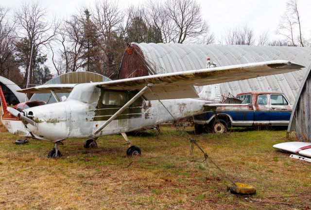 Cessna Skyhawk (N8710B)