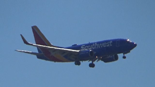 Boeing 737-700 (N7865A) - Another Southwest...