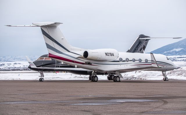 Gulfstream Aerospace Gulfstream IV (N2194) - Nice G450 at KBZN