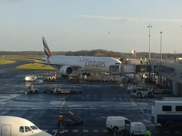 BOEING 777-300ER — - Newcastle Airport - 11/12/2014