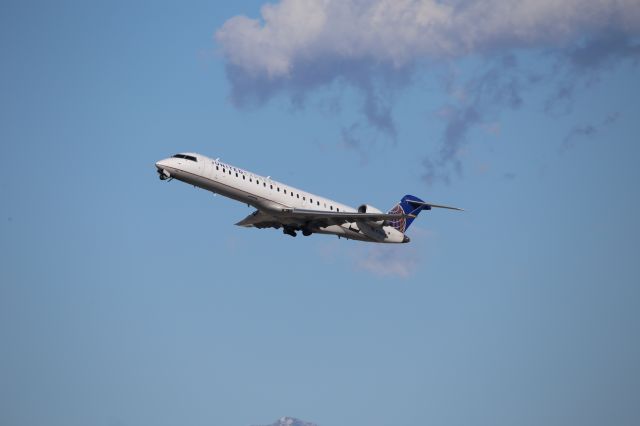 Canadair Regional Jet CRJ-700 (N786SK)