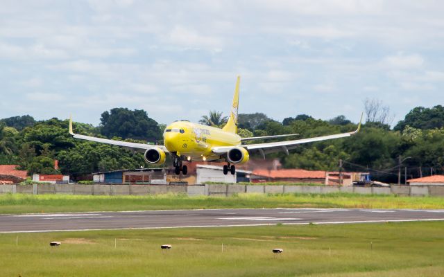 Boeing 737-800 (PS-GFF) -  Pouso do Boeing 737-8EH(BCF) PS-GFF Mercado Livre (GOL Linhas Aéreas) em Teresina SBTE