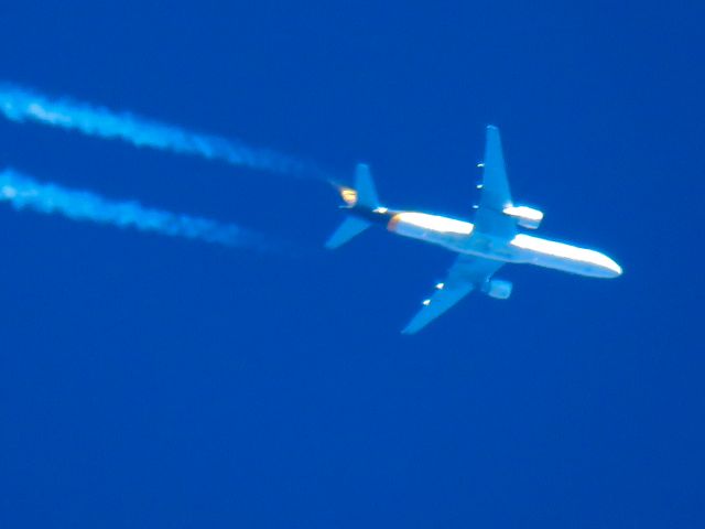 Boeing 757-200 (N425UP)