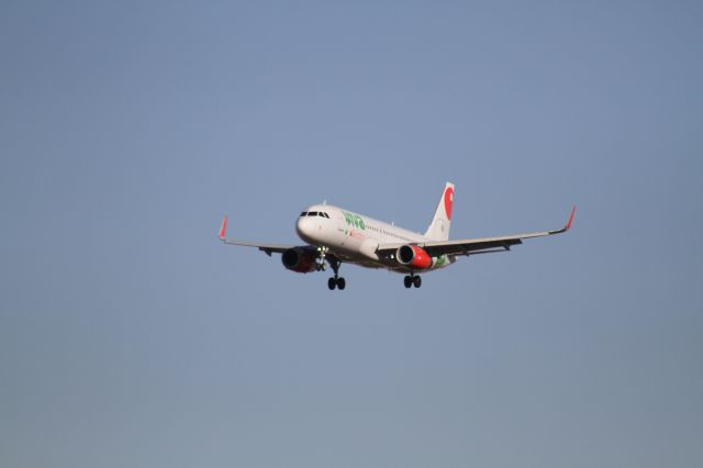 Airbus A320 (XA-VAW) - FINAL APPROACH 27 MMTJ