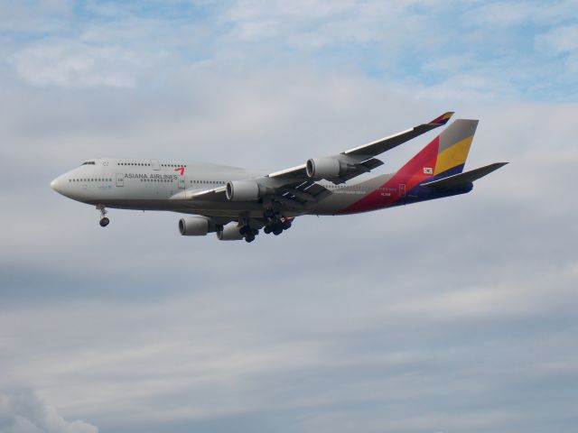 Boeing 747-400 (HL7418)