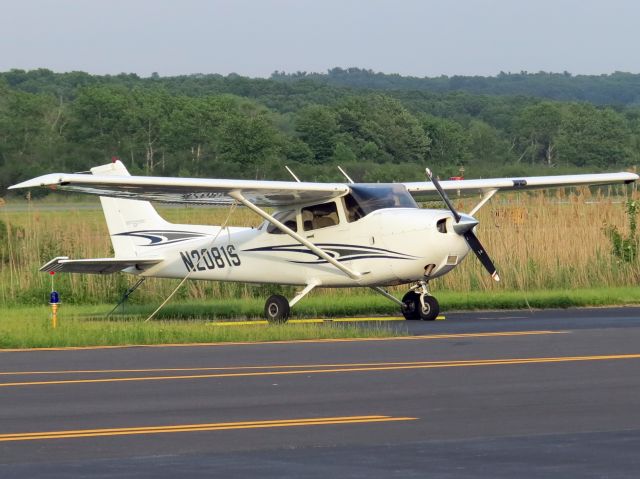 Cessna Skyhawk (N2081S)