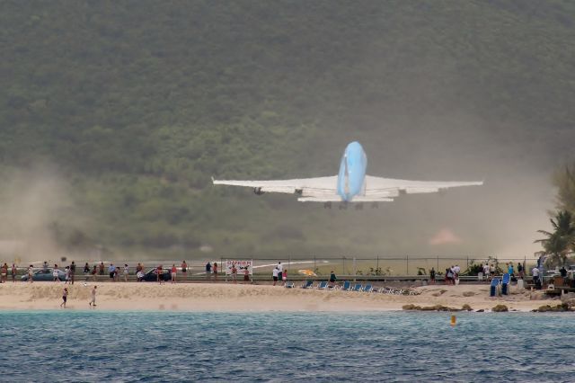 Boeing 747-400 (PH-BFN)