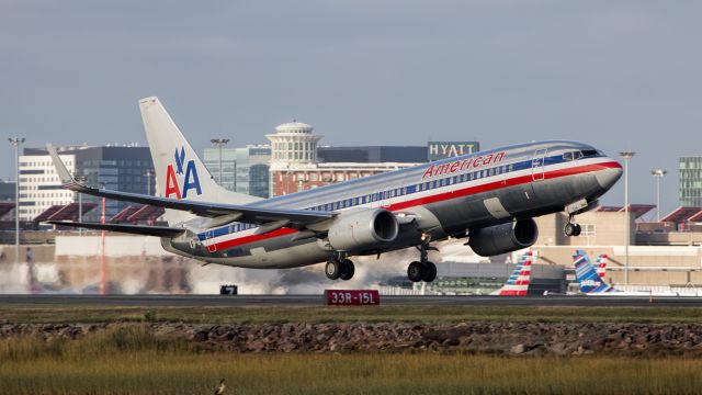 Boeing 737-800 (N891NN)