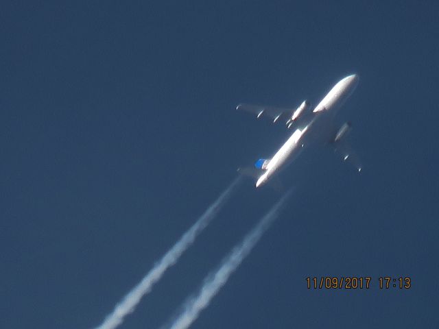 Airbus A320 (N496UA)