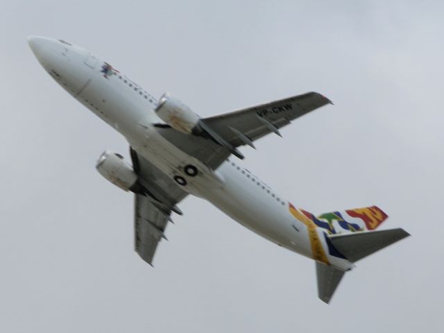 BOEING 737-300 (VP-CKW)