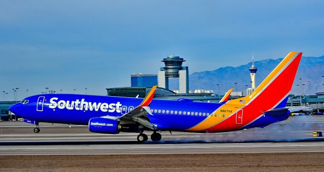 Boeing 737-800 (N8670A) - N8670A Southwest Airlines 2015  Boeing 737-8H4 serial 36656 / 5443 - McCarran International Airport (LAS / KLAS)br /USA - Nevada December 5, 2015br /Photo: Tomás Del Coro