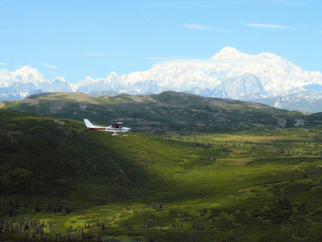 Cessna Skylane (N752H) - Flying out of Talkeetna with Mt. McKinley in the background.