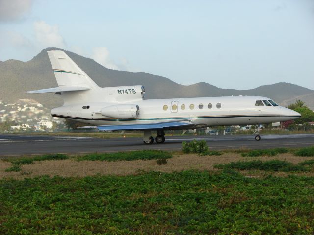 Dassault Falcon 50 (N74TS)