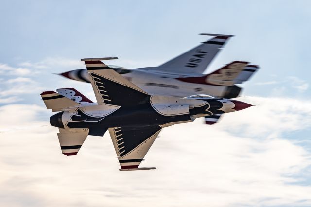 87-0309 — - The frozen intersection instant for the Thunderbirds a week ago at Davis-Monthan AFB 