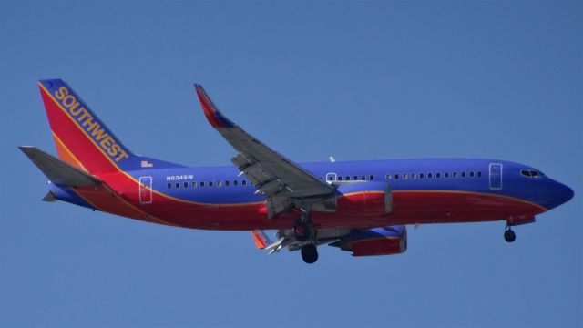 BOEING 737-300 (N634SW) - N634SW Southwest Airlines Boeing 737-300br /Age 18.7 Yearsbr /Approaching KSJC