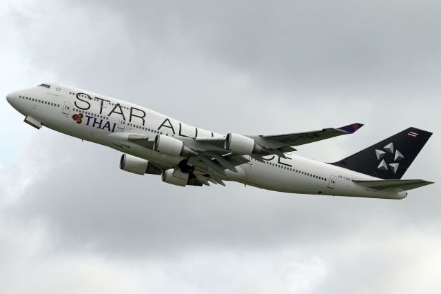 Boeing 747-400 (HS-TGW) - "Star Alliance" livery