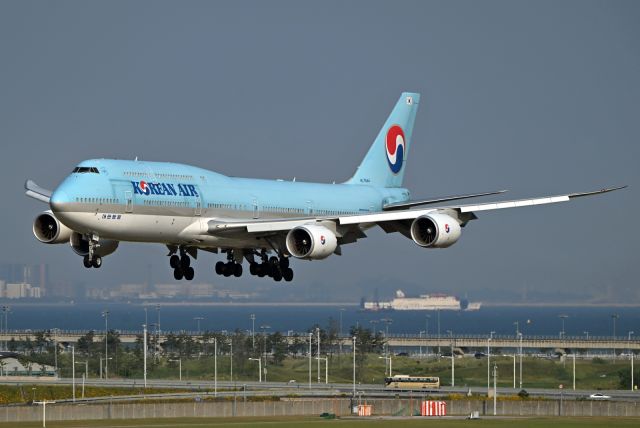 BOEING 747-8 (HL7644)