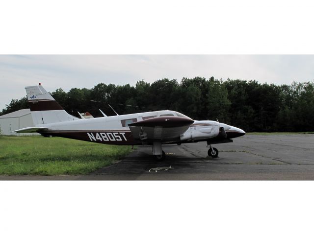Piper Seneca (N4805T)