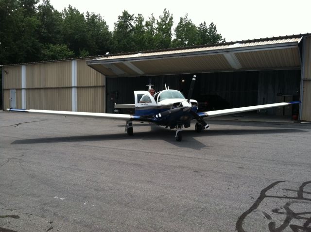 Mooney M-20 Turbo (N200DP)