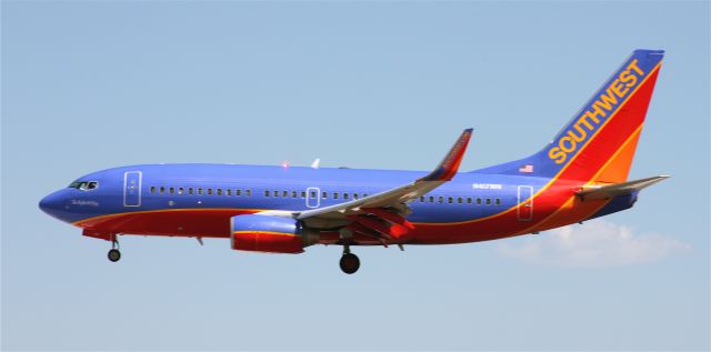 Boeing 737-700 (N417WN)