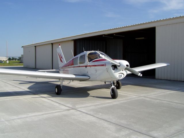 Piper Cherokee (N5600U)