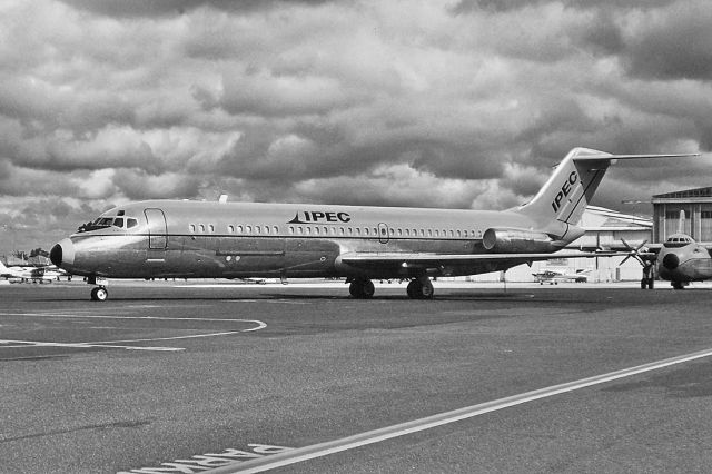 Socata TB-20 Trinidad (VH-IPF) - INDEPENDENT AIR FREIGHTERS - McDONNELL DOUGLAS DC-9-33CF - REG : VH-IPF (CN 47408/467) - ESSENDON MELBOURNE VIC. AUSTRALIA - YMEN 6/4/1985