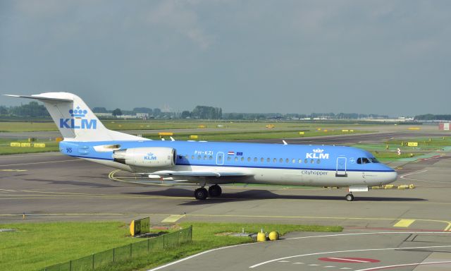 Fokker 70 (PH-KZI) - KLM Cityhopper Fokker F70 PH-KZI in Amsterdam 