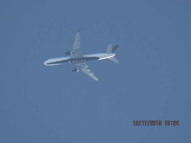 Boeing 757-200 (N557NW)