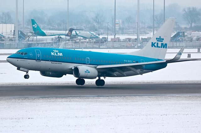 Boeing 737-700 (PH-BGL)