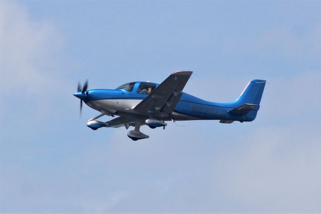 Cirrus SR-22 (N625LE)