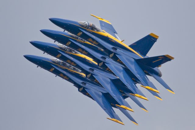 McDonnell Douglas FA-18 Hornet — - Blue Angels Echelon