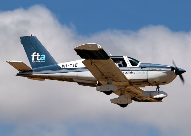 Socata Tobago (VH-YTE) - FLIGHT TRAINING ADELAIDE SOCATA TB-10 TOBAGO - REG VH-YTE (CN 1403) - PARAFILED ADELAIDE SA. AUSTRALIA - YPPF (30/10/2014)